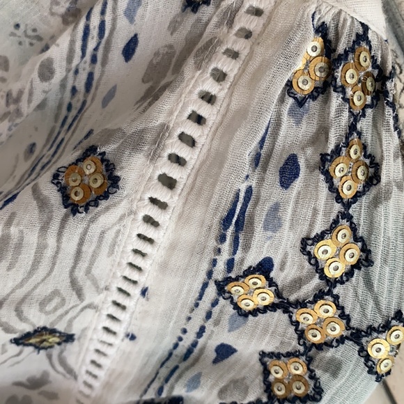 Anthropologie Ecote beautiful peasant shirt - Picture 9 of 13